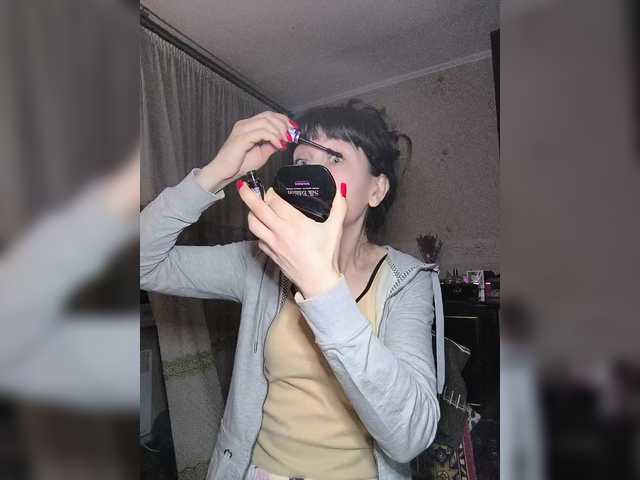 caroliiine's BongaCams show and profile