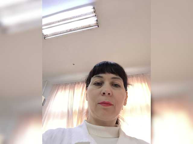 caroliiine's BongaCams show and profile