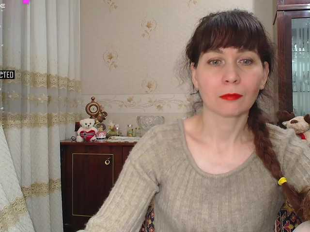 caroliiine's BongaCams show and profile