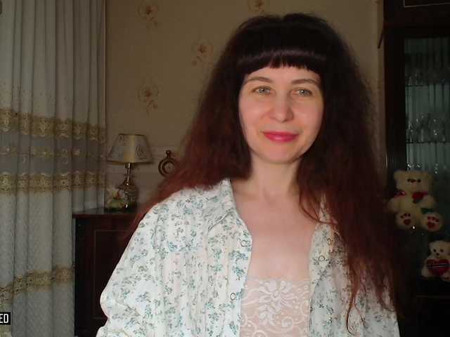 caroliiine's BongaCams show and profile