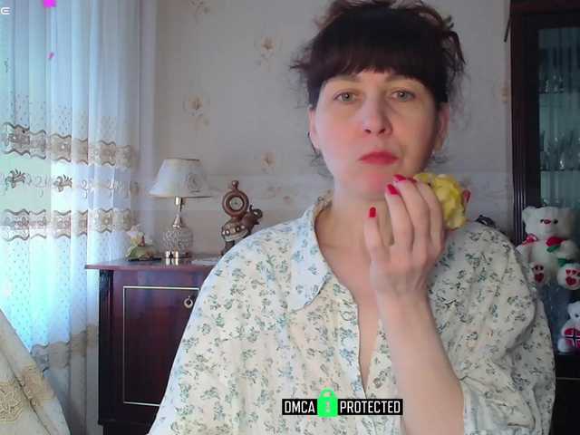 caroliiine's BongaCams show and profile