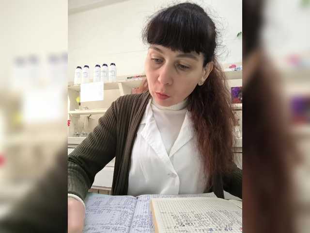 caroliiine's BongaCams show and profile