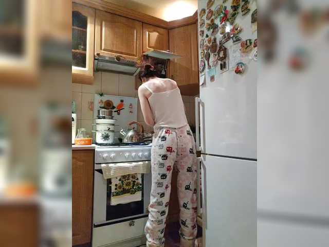 caroliiine's BongaCams show and profile