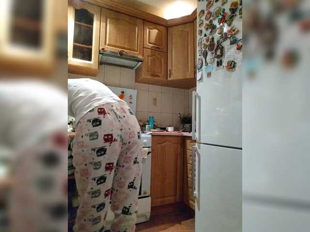 caroliiine's BongaCams show and profile