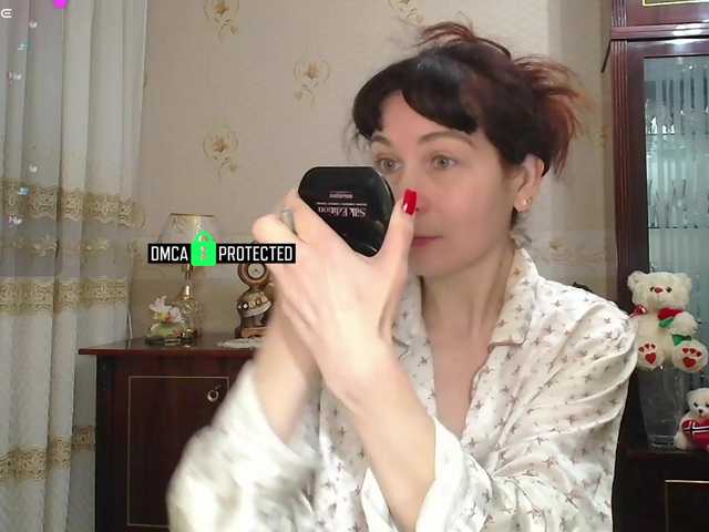 caroliiine's BongaCams show and profile