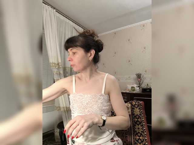 caroliiine's BongaCams show and profile