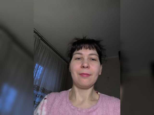 caroliiine's BongaCams show and profile