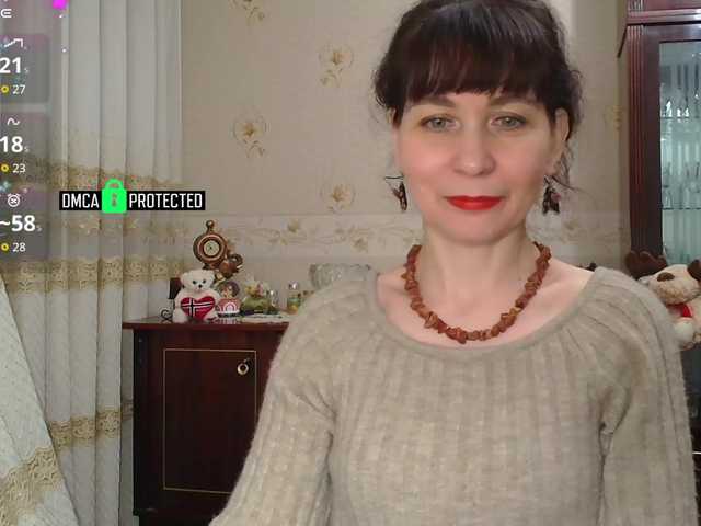 caroliiine's BongaCams show and profile