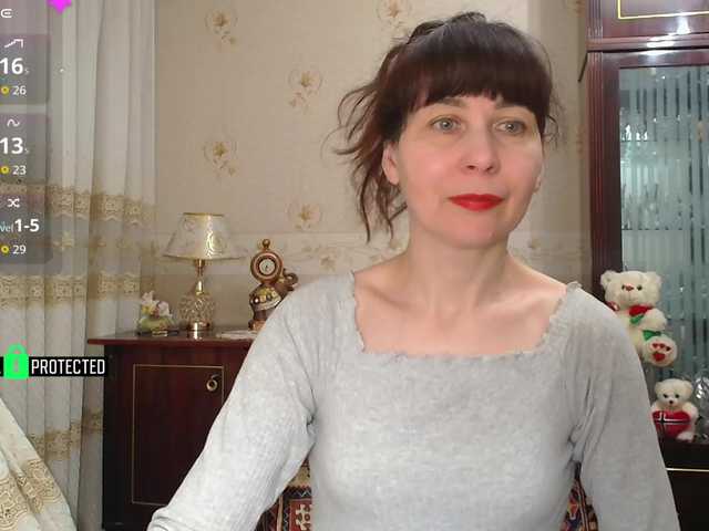 caroliiine's BongaCams show and profile