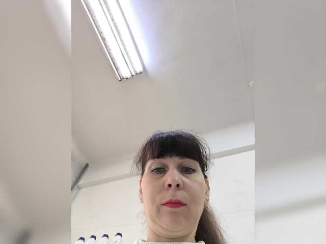 caroliiine's BongaCams show and profile