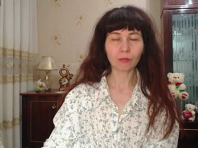 caroliiine's BongaCams show and profile