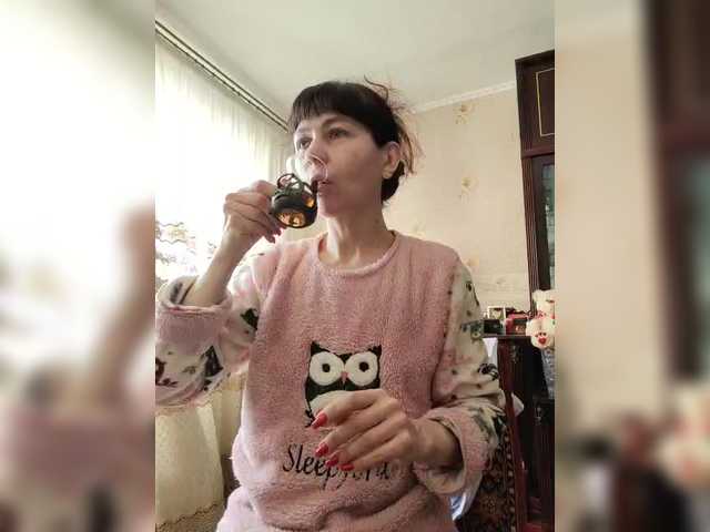 caroliiine's BongaCams show and profile