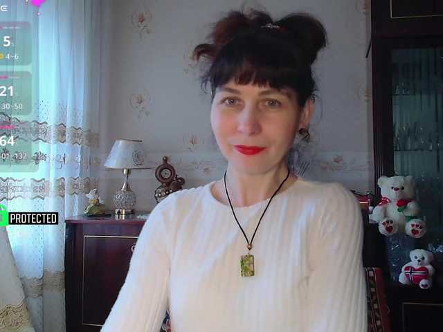 caroliiine's BongaCams show and profile