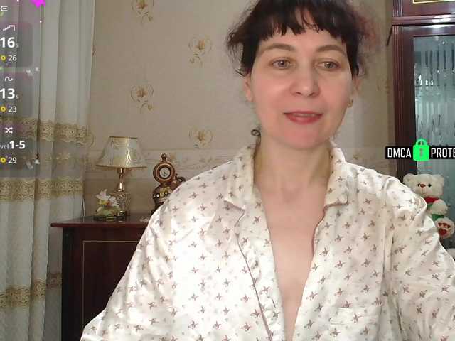 caroliiine's BongaCams show and profile