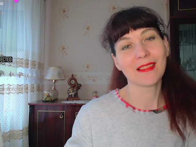 caroliiine's BongaCams show and profile