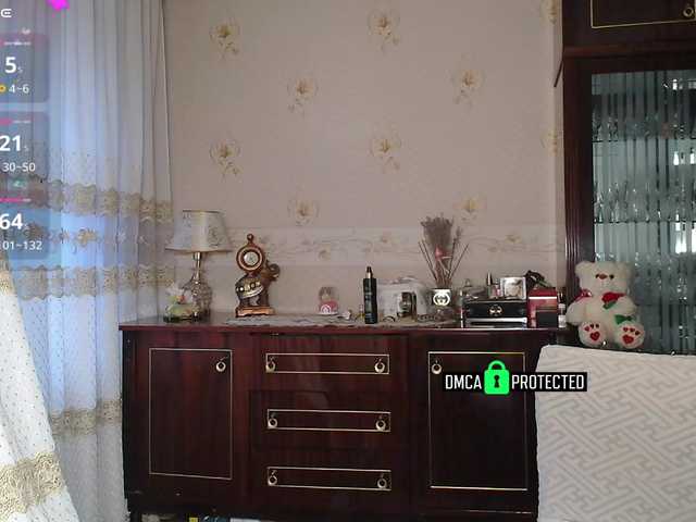 caroliiine's BongaCams show and profile