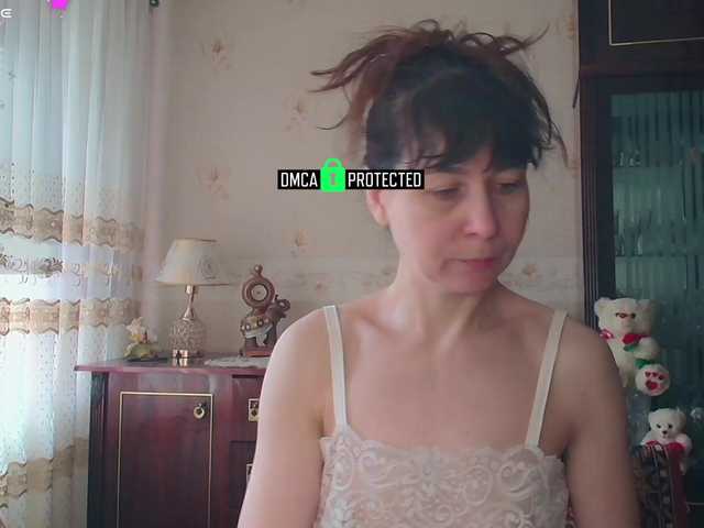 caroliiine cam belle