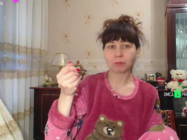 caroliiine's BongaCams show and profile