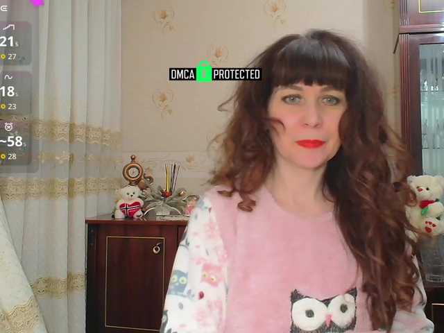 caroliiine's BongaCams show and profile