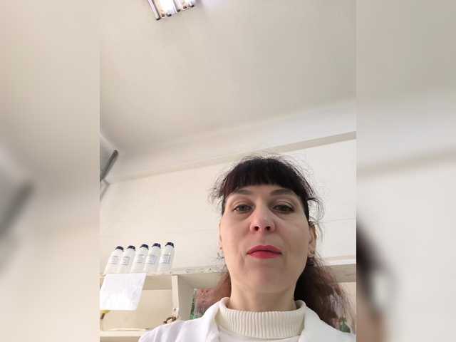 caroliiine's BongaCams show and profile