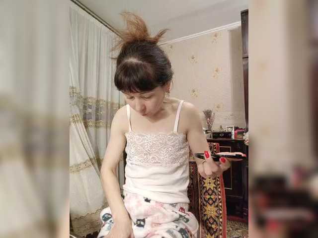 caroliiine from BongaCams is Freechat