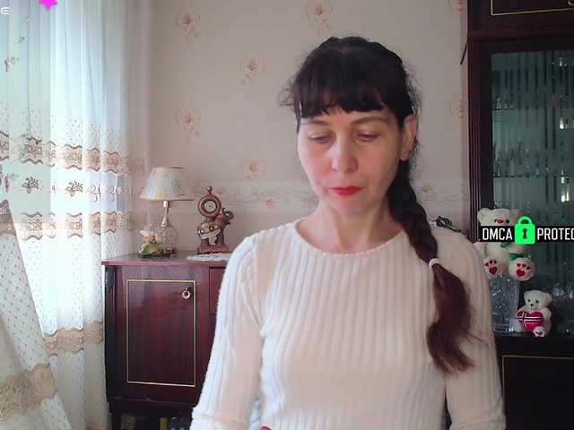 caroliiine's BongaCams show and profile