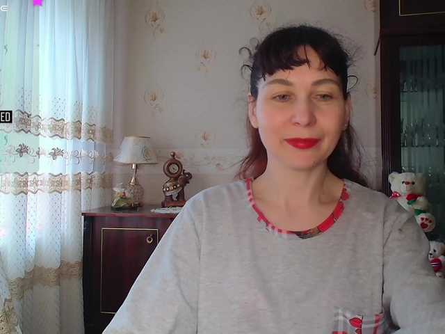 caroliiine's BongaCams show and profile