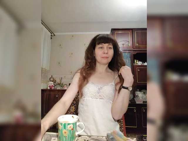 caroliiine's BongaCams show and profile