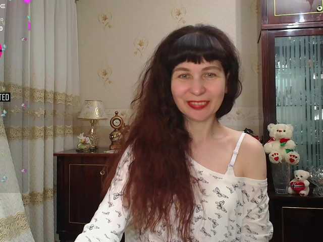 caroliiine's BongaCams show and profile