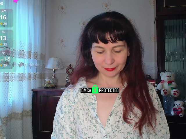 caroliiine's BongaCams show and profile