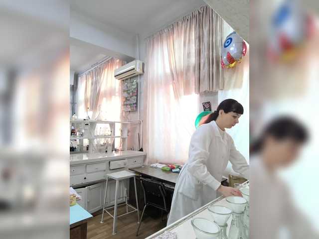 caroliiine from BongaCams