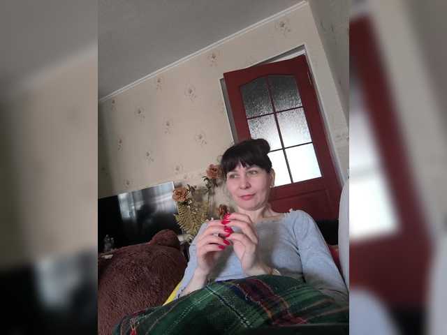 caroliiine's BongaCams show and profile