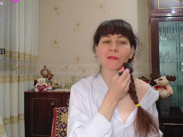 caroliiine's BongaCams show and profile