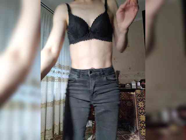 caroliiine webcam