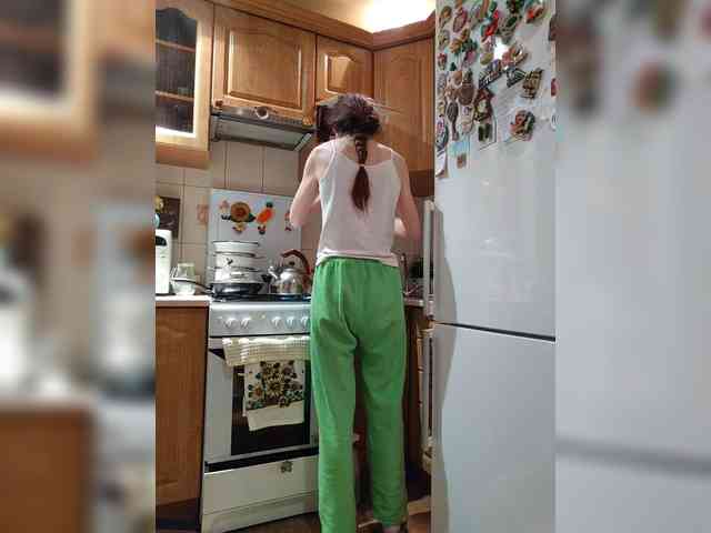 live adult chat Caroliiine