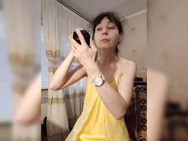 caroliiine Live Webcam on BongaCams