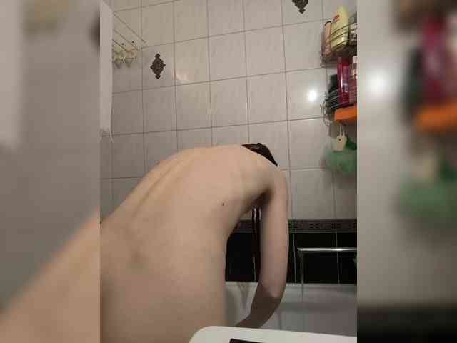 caroliiine webcam
