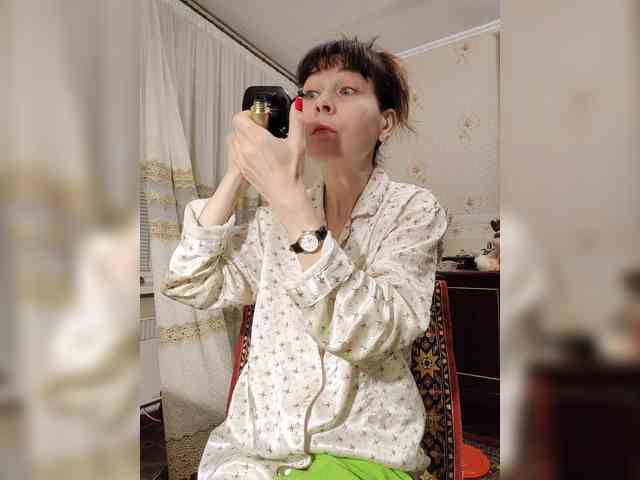 caroliiine webcam