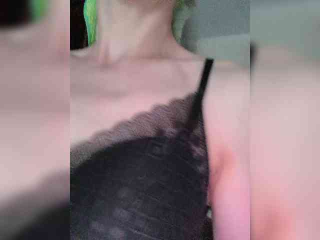 caroliiine webcam