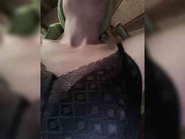 caroliiine webcam