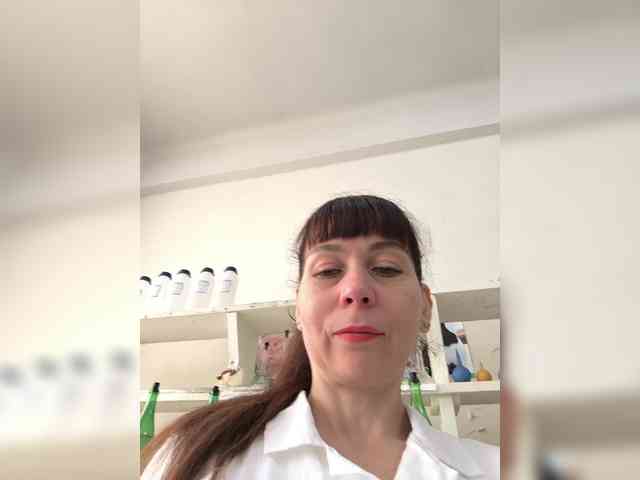 caroliiine Live Webcam on BongaCams