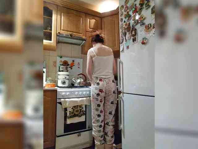 caroliiine Live Webcam on BongaCams