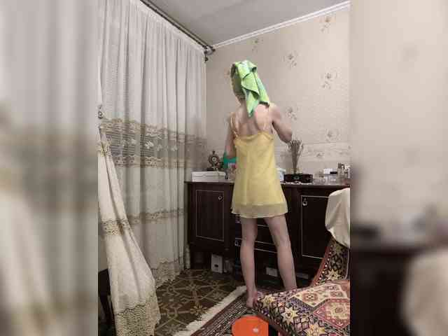 web cam show Caroliiine