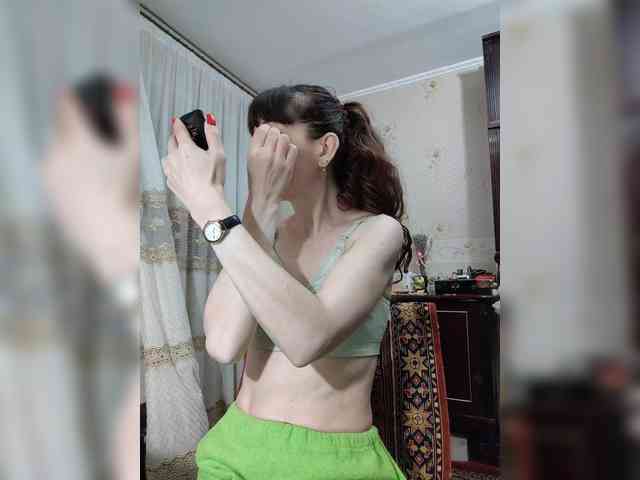 caroliiine caroliiine