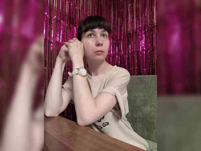 caroliiine webcam