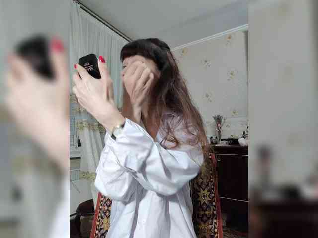 caroliiine webcam