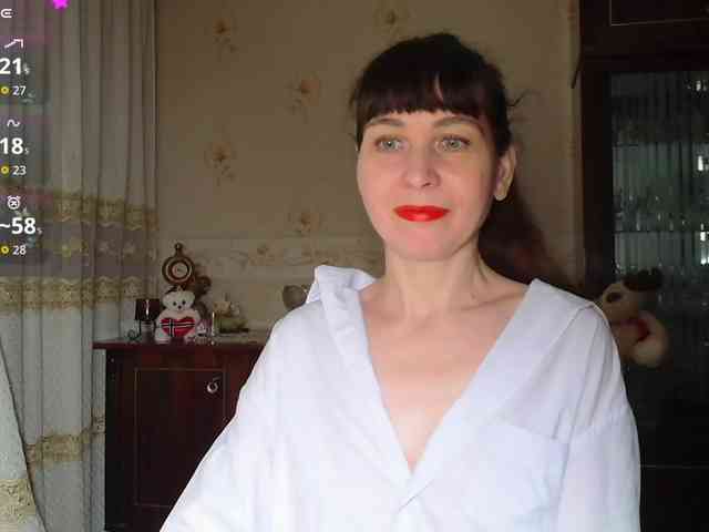 caroliiine Live Webcam on BongaCams