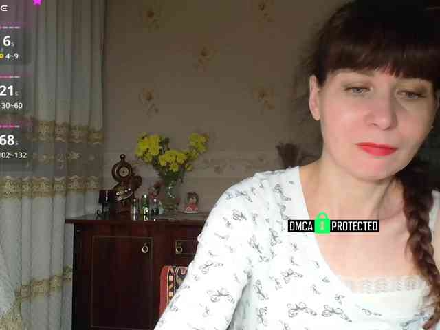 caroliiine Live Webcam on BongaCams