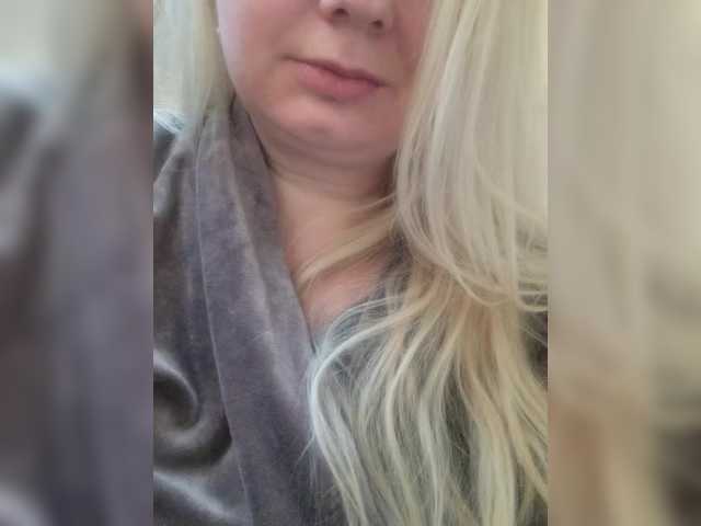 Honey-Alexa's BongaCams show and profile