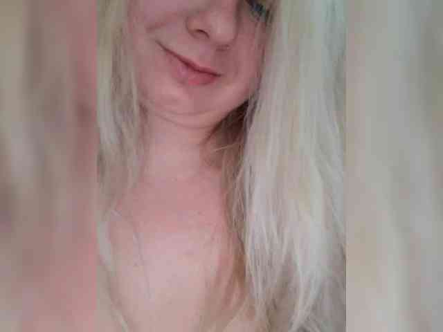 Honey-Alexa webcam